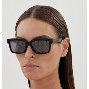 NWT Gucci GG1543S 001 54 Sunglasses